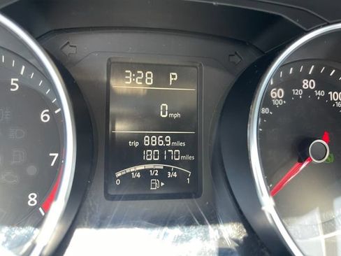 Used 2016 Volkswagen Jetta SE FWD image 23