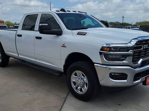 New 2026 RAM 2500 Tradesman AWD/4WD image 2