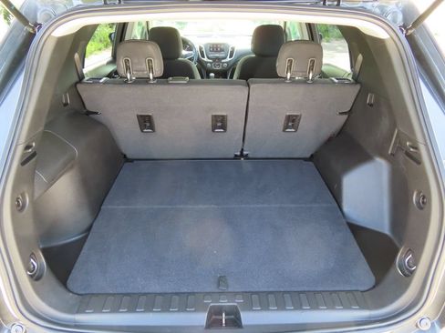 Used 2020 Chevrolet Equinox LT FWD image 13