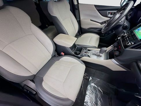 Used 2019 Subaru Forester Premium AWD/4WD image 15