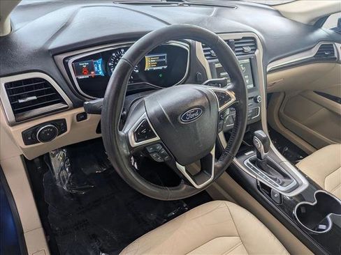 Used 2016 Ford Fusion Energi SE image 10