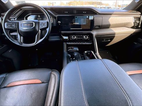 Used 2023 GMC Sierra 1500 AT4 w/ AT4 Preferred Package image 19