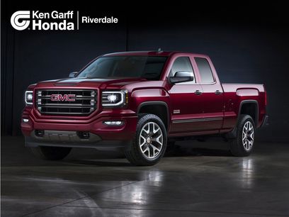 Used 2017 GMC Sierra 1500 SLT w/ SLT Premium Package