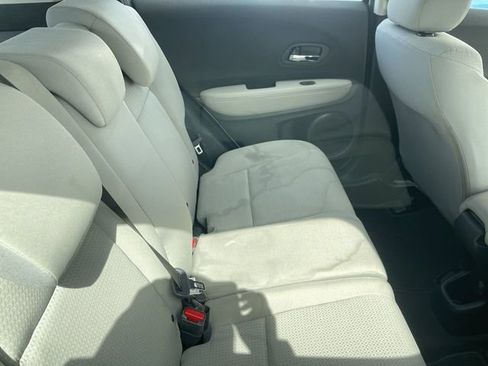 Used 2022 Honda HR-V LX image 10