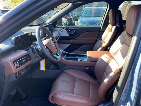 New 2026 Lincoln Aviator Reserve image 10