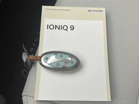 New 2026 Hyundai Ioniq 9 Limited image 35
