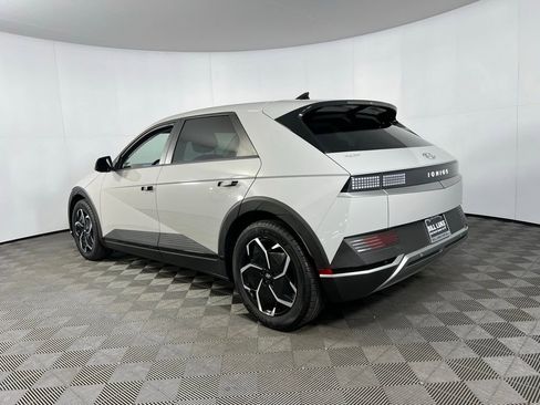 Used 2024 Hyundai Ioniq 5 SEL image 7