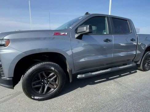 Used 2021 Chevrolet Silverado 1500 LT Trail Boss w/ Convenience Package II AWD/4WD image 4
