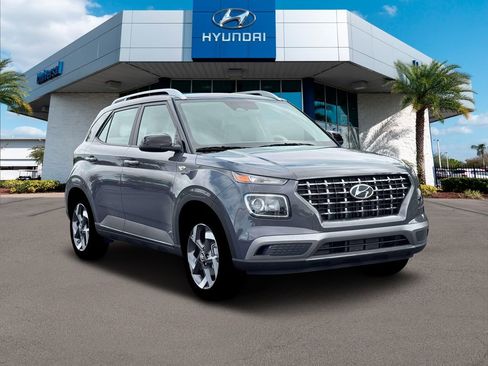 New 2026 Hyundai Venue SEL FWD image 12