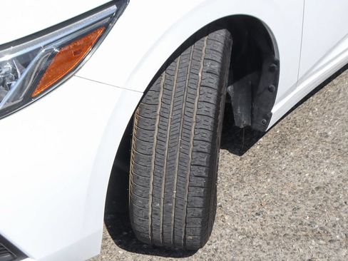 Used 2023 Nissan Sentra SV FWD image 39
