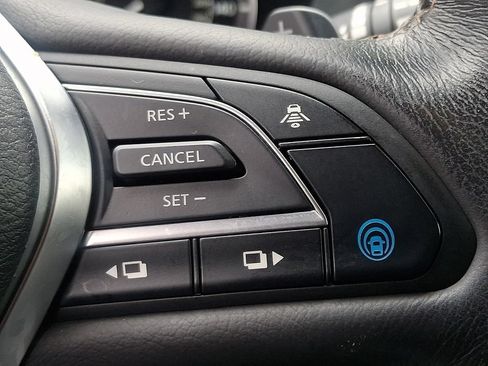 Used 2022 INFINITI QX50 Luxe AWD/4WD image 22