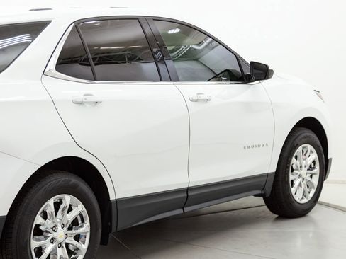 Used 2019 Chevrolet Equinox LT image 16