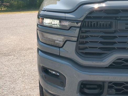 New 2026 RAM 2500 Tradesman AWD/4WD image 8