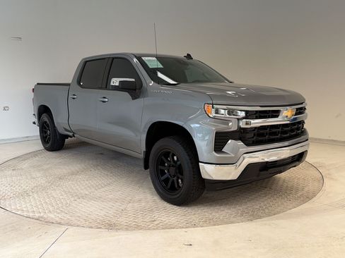 Used 2024 Chevrolet Silverado 1500 LT w/ Protection Package RWD image 7