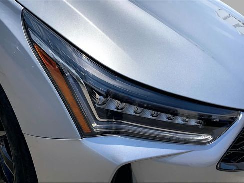 Used 2025 Acura RDX SH-AWD image 28