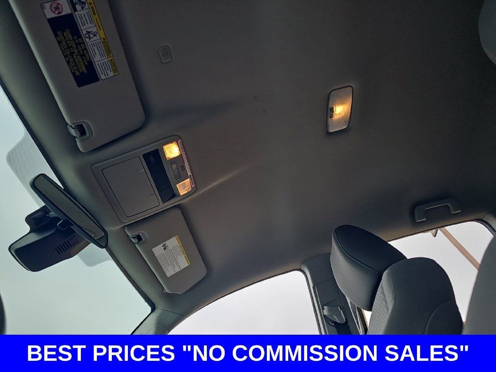 Used 2023 Toyota Tacoma SR w/ SR Convenience Package RWD image 28
