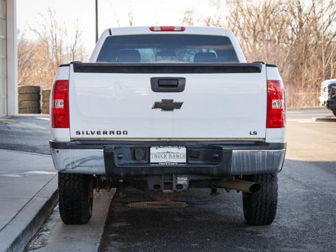 Used 2014 Chevrolet Silverado 2500 W/T image 4