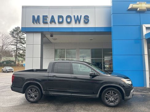 Used 2019 Honda Ridgeline Sport image 2