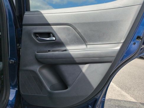 New 2026 Nissan Kicks SV w/ SV Premium Package FWD image 32