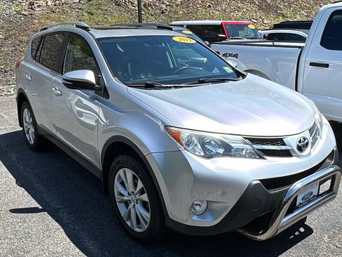 Used 2015 Toyota RAV4 Limited AWD/4WD image 9