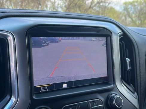 Used 2019 Chevrolet Silverado 1500 RST AWD/4WD image 17
