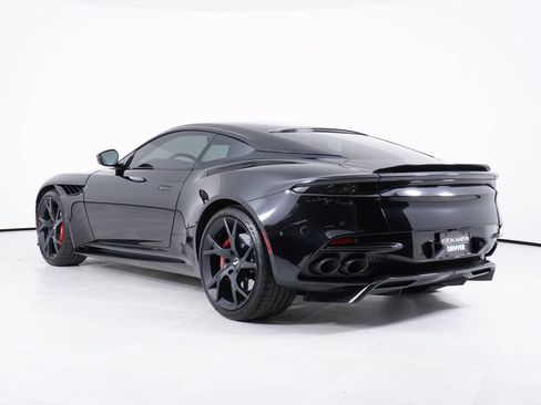 Used 2019 Aston Martin DBS Superleggera RWD image 3