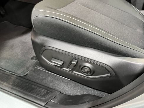 Certified 2025 Jeep Grand Cherokee Laredo X w/ Luxury Tech Group I image 16