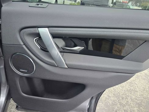 Used 2024 Land Rover Discovery Sport S image 13