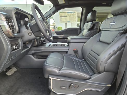 New 2026 Ford F250 Platinum image 25