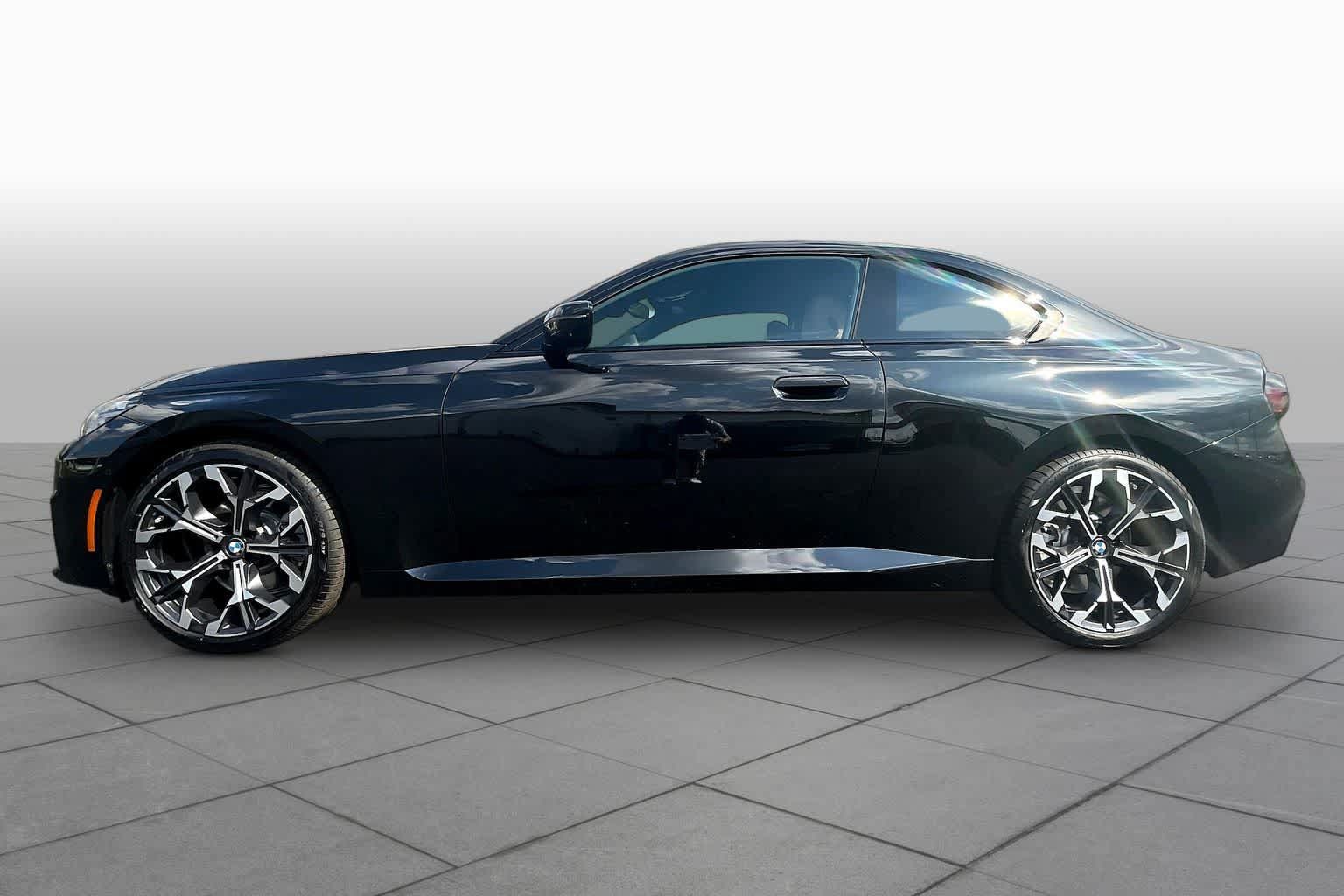 New 2025 BMW 230i Coupe w/ Premium Package RWD image 13