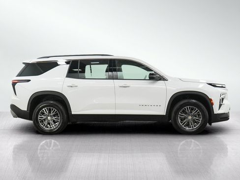Used 2026 Chevrolet Traverse LT AWD/4WD image 6