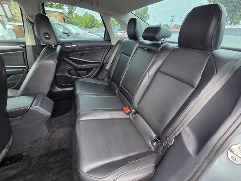 Used 2019 Volkswagen Jetta SE FWD image 13
