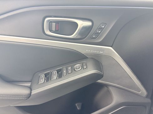 Certified 2025 Acura Integra A-Spec image 18