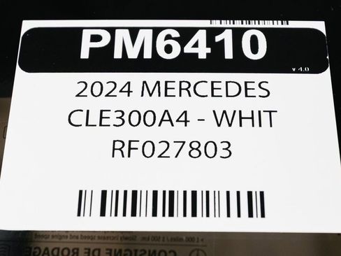Used 2024 Mercedes-Benz CLE 300 4MATIC Cabriolet image 40