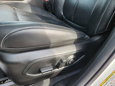 Used 2022 Jeep Grand Cherokee Limited 4xe image 30