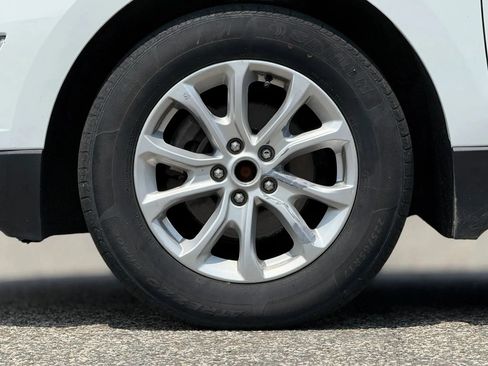Used 2021 Chevrolet Equinox LT FWD image 30