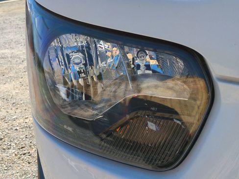 New 2026 Ford Transit 250 148 Medium Roof w/ Load Area Protection Package image 10