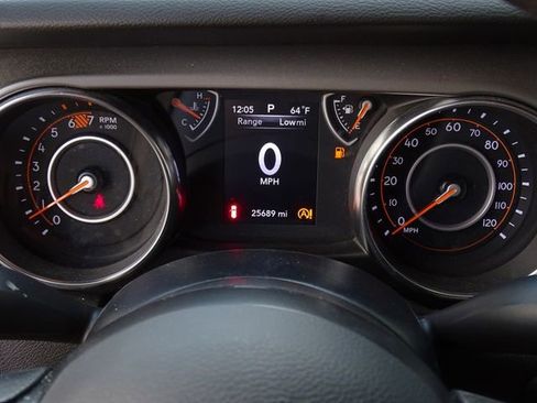 Used 2022 Jeep Wrangler Sport image 24