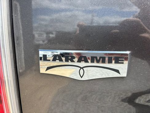 Used 2018 RAM 2500 Laramie AWD/4WD image 16
