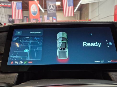 Used 2023 Rivian R1T Adventure image 16