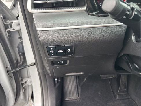 Used 2023 Kia K5 GT-Line w/ GT-Line Premium Package image 17