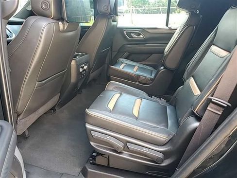 Used 2021 GMC Yukon AT4 w/ AT4 Premium Plus Package AWD/4WD image 12