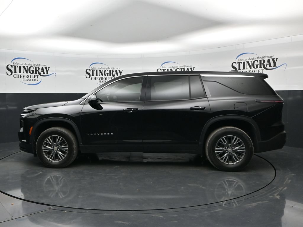 Used 2024 Chevrolet Traverse LS w/ LPO, Floor Liner Package FWD image 4