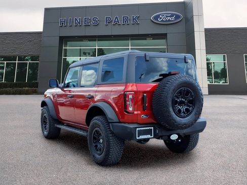Used 2023 Ford Bronco Wildtrak AWD/4WD image 5