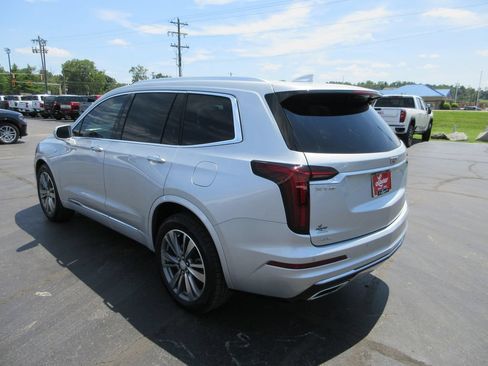 Used 2020 Cadillac XT6 Premium Luxury AWD/4WD image 9