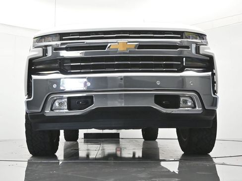 Used 2021 Chevrolet Silverado 1500 LTZ w/ LTZ Convenience Package II AWD/4WD image 39