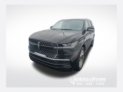 New 2026 Lincoln Navigator Reserve AWD/4WD image 1