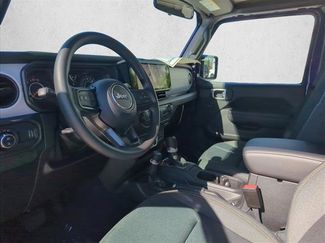 New 2026 Jeep Gladiator Sport AWD/4WD video 3