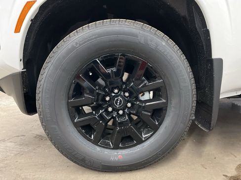 New 2026 Nissan Frontier SV AWD/4WD image 10