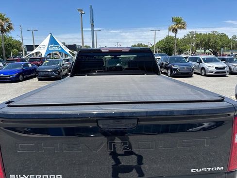 Used 2020 Chevrolet Silverado 2500 Custom w/ Custom Value Package AWD/4WD image 7